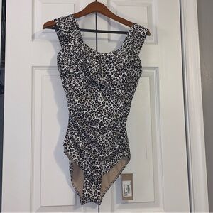 New NWT Albion The Savannah Ladies Swimsuit Bathing Suit Medium